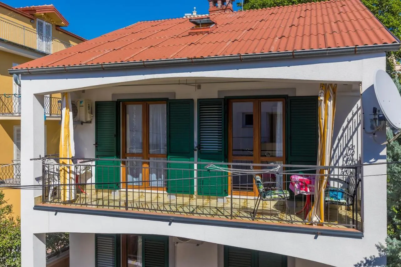 Apartment Katnic 1-2-3 Crikvenica
